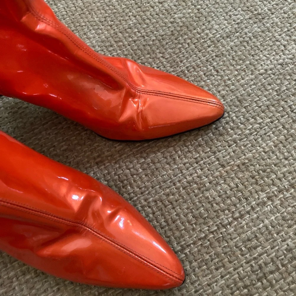Stuart Weitzman RARE Vintage Orange Patent Leather Ankle Boots - Picture 10 of 10